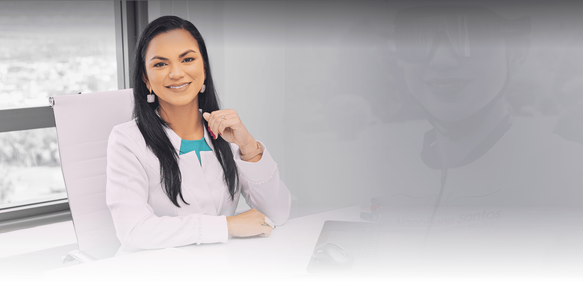 Napoliane-Santos-www.dranapolianesantos.com.br-Background-Header